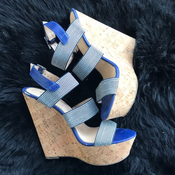 Jessica Simpson Nautical Platforms - Picture 2 of 2